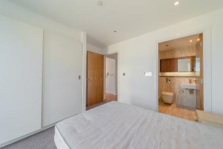 2 bedroom Apartment to let in St Paul's Square, City Centre, Sheffield, S1