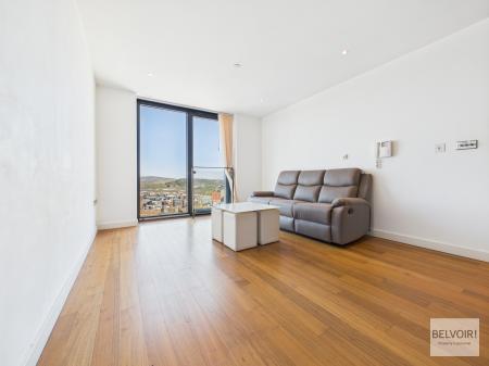 2 bedroom Apartment to let in St Pauls Square, City Centre, Sheffield, S1