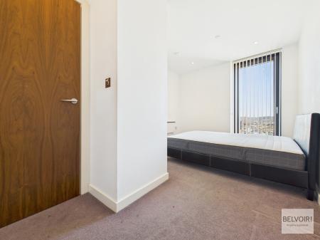 2 bedroom Apartment to let in St Pauls Square, City Centre, Sheffield, S1
