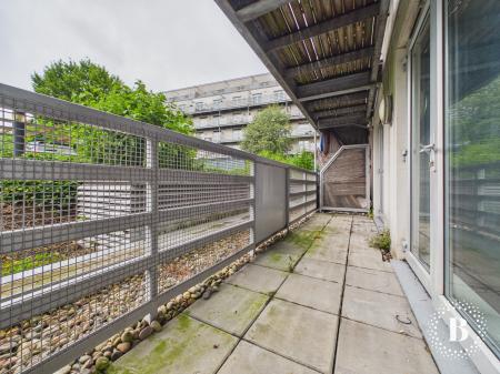 2 bedroom Apartment to let in 323 Bramall Lane, City Centre, Sheffield, S2