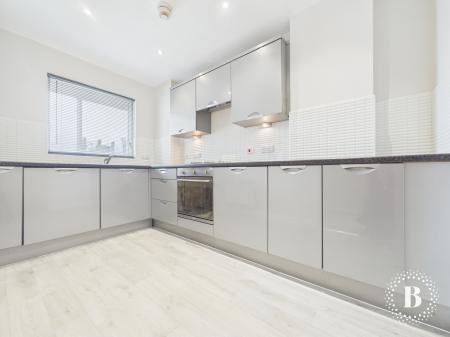 2 bedroom Apartment to let in 323 Bramall Lane, City Centre, Sheffield, S2