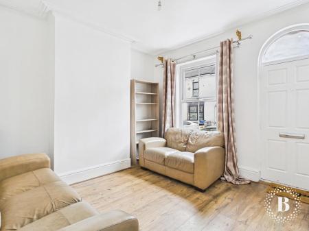 3 bedroom Terraced House to let in Holland Road, Sharrow, Sheffield, S2