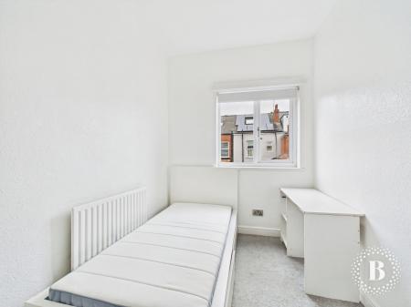 3 bedroom Terraced House to let in Holland Road, Sharrow, Sheffield, S2