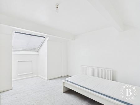 3 bedroom Terraced House to let in Holland Road, Sharrow, Sheffield, S2