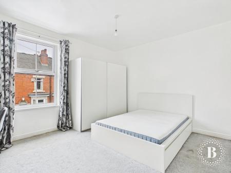 3 bedroom Terraced House to let in Holland Road, Sharrow, Sheffield, S2