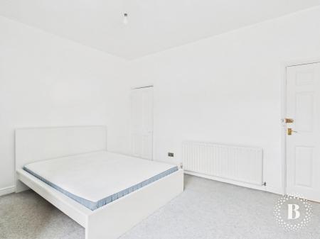 3 bedroom Terraced House to let in Holland Road, Sharrow, Sheffield, S2