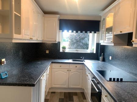 2 bedroom Flat to let in 145 Cobnar Road, Norton Woodseats, Sheffield, S8