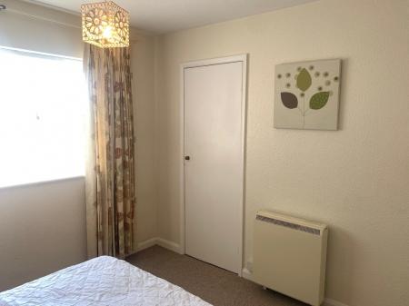2 bedroom Flat to let in 145 Cobnar Road, Norton Woodseats, Sheffield, S8