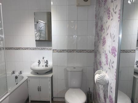 2 bedroom Flat to let in 145 Cobnar Road, Norton Woodseats, Sheffield, S8