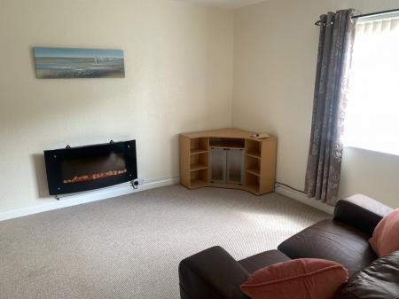 2 bedroom Flat to let in 145 Cobnar Road, Norton Woodseats, Sheffield, S8