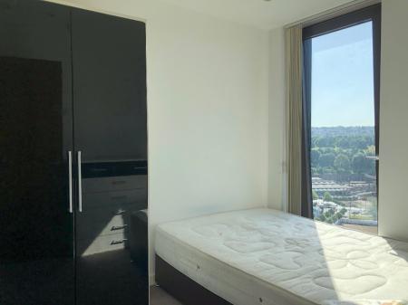 2 bedroom Apartment to let in St Pauls Square, City Centre, Sheffield, S1