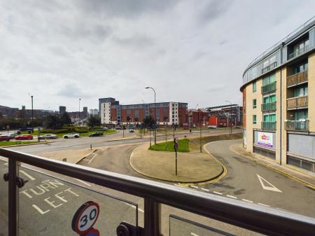 2 bedroom Apartment to let in Dun Street, Kelham Island, Sheffield, S3