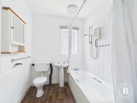 4 bedroom Terraced House for sale in Edmund Road, Highfield, Sheffield, S2