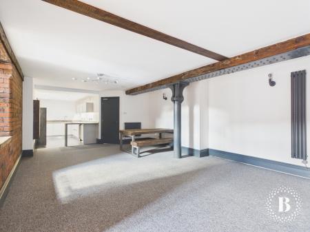 2 bedroom Apartment to let in Wharf Street, City Centre, Sheffield, S2