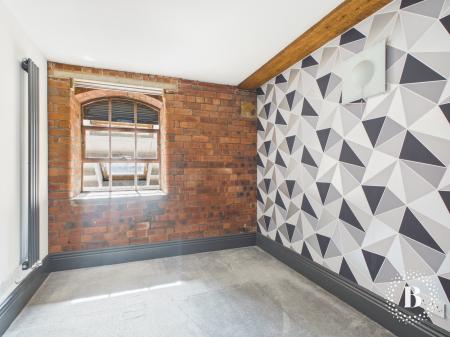 2 bedroom Apartment to let in Wharf Street, City Centre, Sheffield, S2