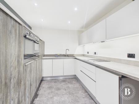 2 bedroom Apartment to let in Wharf Street, City Centre, Sheffield, S2