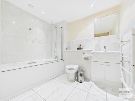 2 bedroom Apartment to let in 58 West Street, City Centre, Sheffield, S1