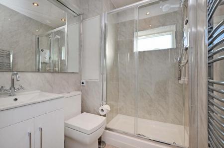 2 bedroom Apartment to let in Gordon Road, Sheffield, S11