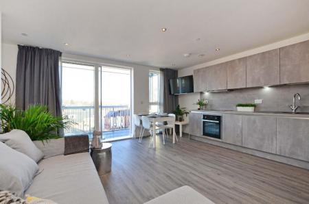 2 bedroom Apartment to let in Gordon Road, Sheffield, S11