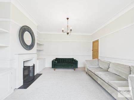 4 bedroom Semi-detached house to let in Knowle Lane, Ecclesall, Sheffield, S11