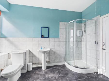 5 bedroom Terraced House for sale in Crookesmoor Road, Crookesmoor, Sheffield, S10