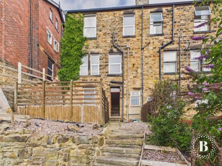 5 bedroom Terraced House for sale in Crookesmoor Road, Crookesmoor, Sheffield, S10