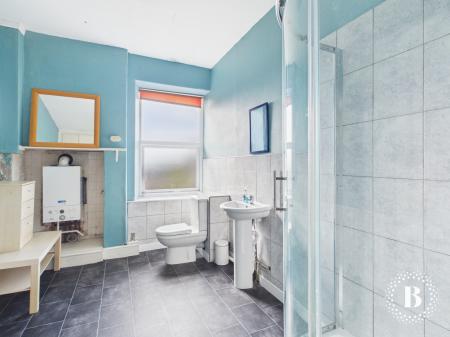 5 bedroom Terraced House for sale in Crookesmoor Road, Crookesmoor, Sheffield, S10