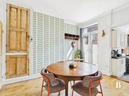 3 bedroom Terraced House for sale in Dinnington Road, Woodseats, Sheffield, S8