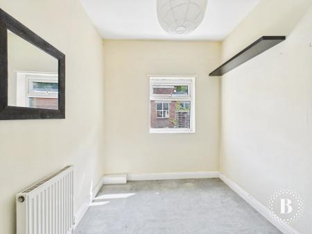 3 bedroom Terraced House for sale in Dinnington Road, Woodseats, Sheffield, S8