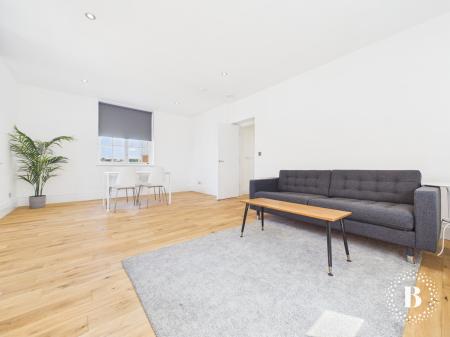 2 bedroom Apartment to let in 11-15 High Street, City Centre, Sheffield, S1