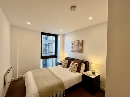 1 bedroom Apartment to let in St Pauls Square, City Centre, Sheffield, S1