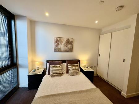 1 bedroom Apartment to let in St Pauls Square, City Centre, Sheffield, S1