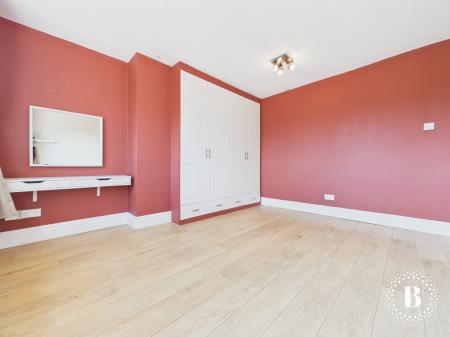 3 bedroom Semi-detached house to let in Beaver Hill Road, Woodhouse, Sheffield, S13
