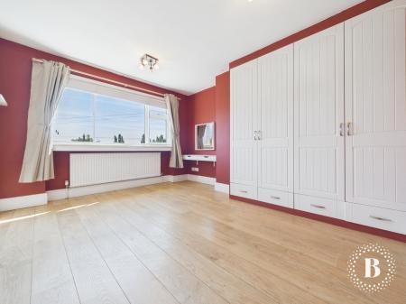 3 bedroom Semi-detached house to let in Beaver Hill Road, Woodhouse, Sheffield, S13