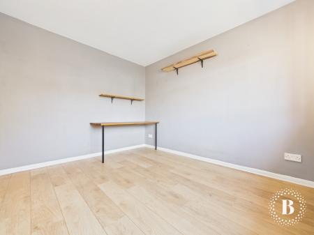 3 bedroom Semi-detached house to let in Beaver Hill Road, Woodhouse, Sheffield, S13