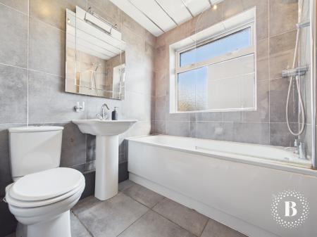 3 bedroom Semi-detached house to let in Beaver Hill Road, Woodhouse, Sheffield, S13