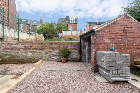 2 bedroom Terraced House to let in Gordon Road, Sharrow Vale, Sheffield, S11