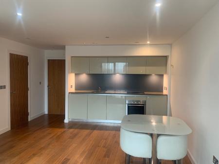 2 bedroom Apartment to let in St Pauls Square, City Centre, Sheffield, S1
