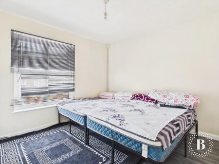 3 bedroom Terraced House for sale in Cecil Square, Sheffield, S2