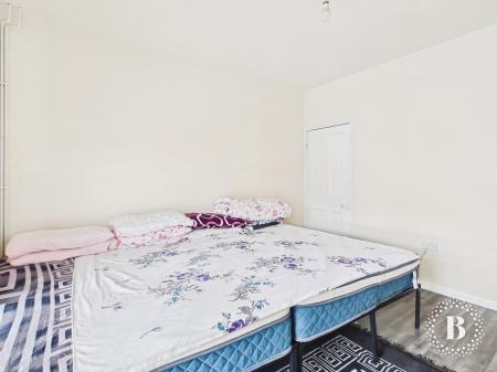 3 bedroom Terraced House for sale in Cecil Square, Sheffield, S2