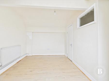 3 bedroom Terraced House for sale in Cecil Square, Sheffield, S2