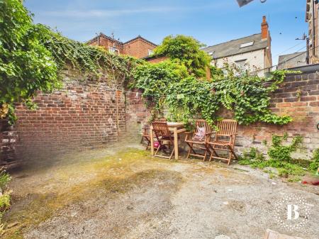 3 bedroom Terraced House for sale in Cecil Square, Sheffield, S2