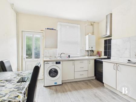 3 bedroom Terraced House for sale in Cecil Square, Sheffield, S2