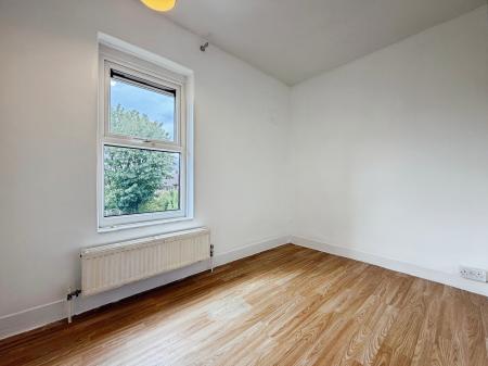 3 bedroom Semi-detached house to let in Barrie Crescent, Firth Park, Sheffield, S5