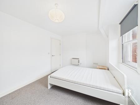 1 bedroom Apartment to let in Charles Street, Sheffield, S1