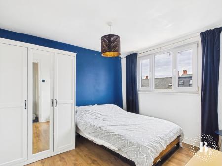 4 bedroom Terraced House for sale in Colver Road, Sharrow, Sheffield, S2