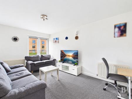 2 bedroom Apartment for sale in Beeches Bank, Norfolk Park, Sheffield, S2