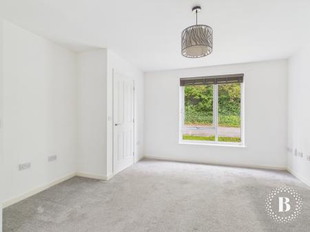 3 bedroom Semi-detached house for sale in Mersey Way, Norfolk Park, Sheffield, S2