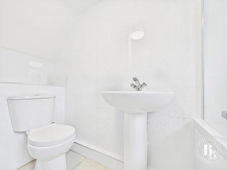 2 bedroom Semi-detached house to let in Burns Road, Dinnington, Sheffield, S25