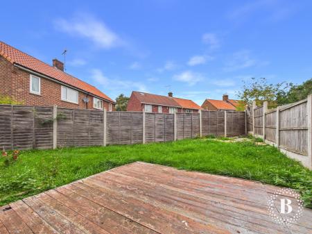 2 bedroom Semi-detached house to let in Burns Road, Dinnington, Sheffield, S25